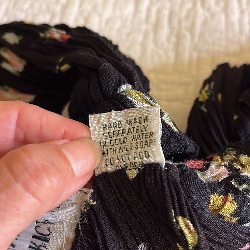 Black Floral Crinkled 100% Rayon 2 Piece Set -American Connection-made in‎ India - Picture 8 of 13